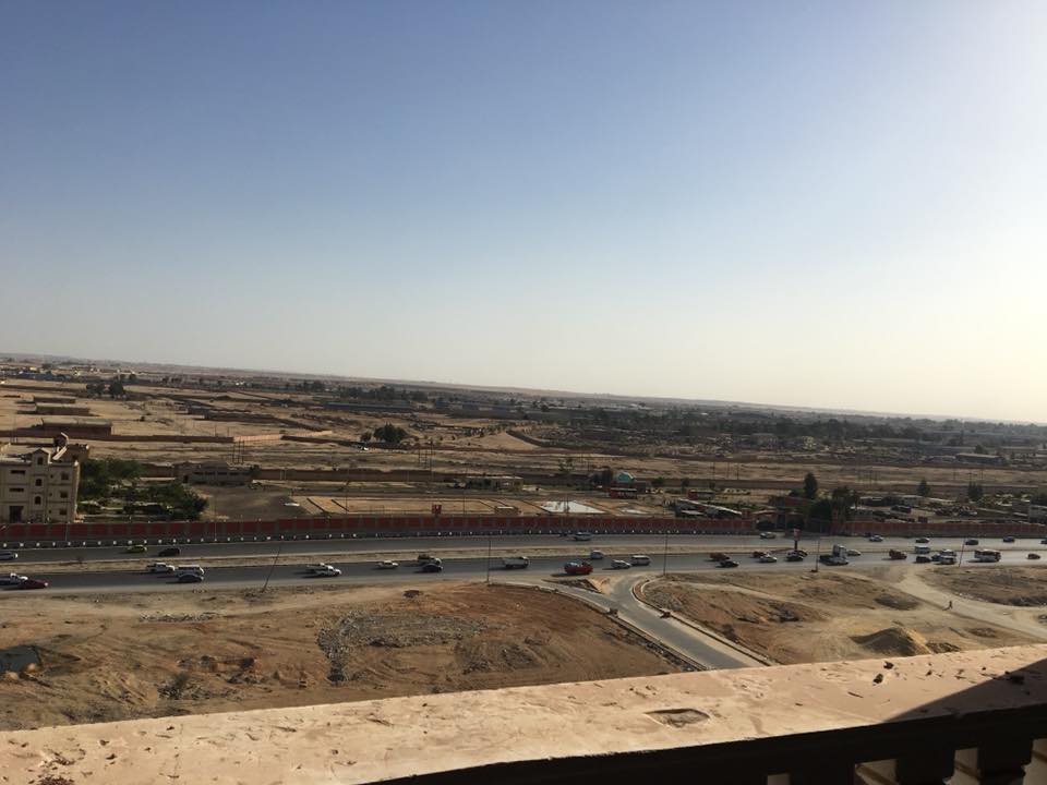 طريق مصر الاسماعيليه :
امنحتب اول مربع واول حديقه المربع الذهبي